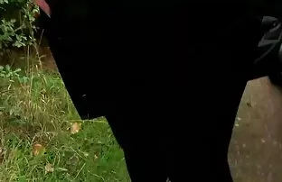 XXX CFNM POV pipe avec chatte upskirt jette un coup d'oeil et se termine en facial film de pournou