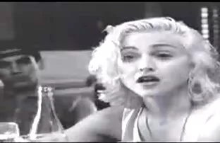 XXX Razz- due belle pournou x e una bestia