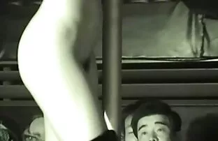XXX Hotelmaedchen fickt Gast! film pournou xxl