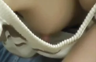 XXX La lesbienne filme pournoue blonde Savanna Knight se fait baiser par une salope en ébène